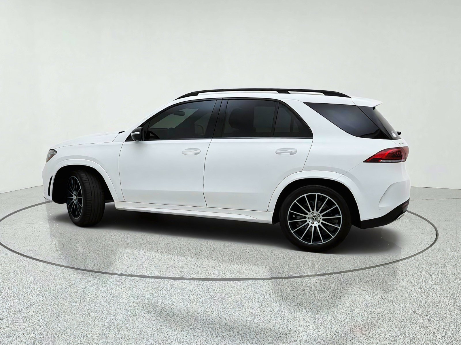 Used 2021 Mercedes-Benz GLE 450 4MATIC image 13