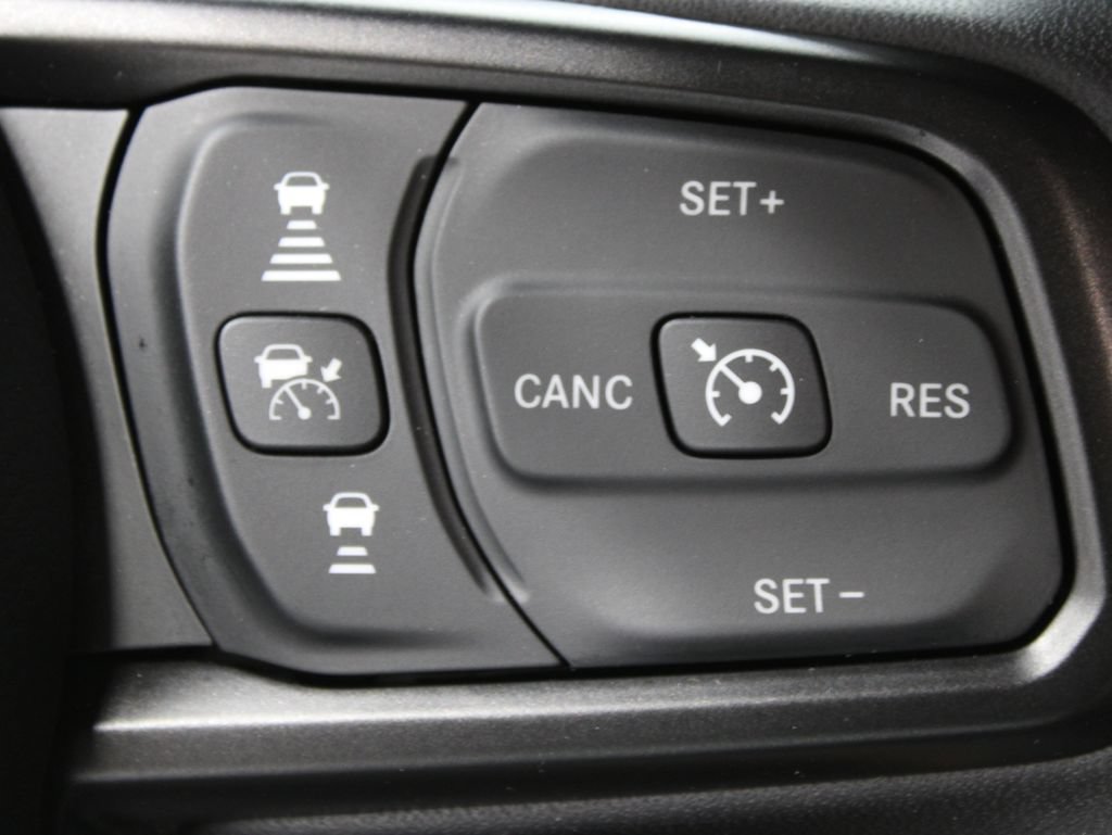 Used 2024 Jeep Wrangler Sport AWD/4WD image 50