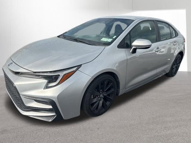 Used 2024 Toyota Corolla SE FWD image 1