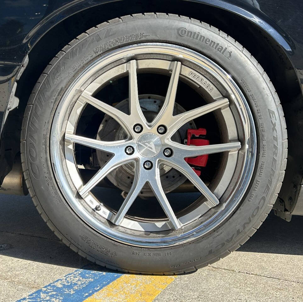 Used 2016 Dodge Challenger R/T image 45