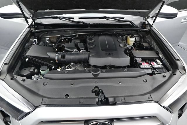 Used 2022 Toyota 4Runner SR5 RWD image 19
