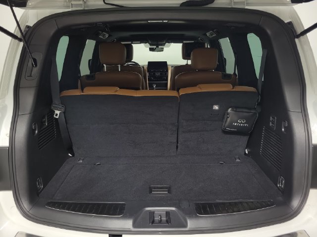 Used 2023 INFINITI QX80 Sensory w/ Cargo Package RWD image 6