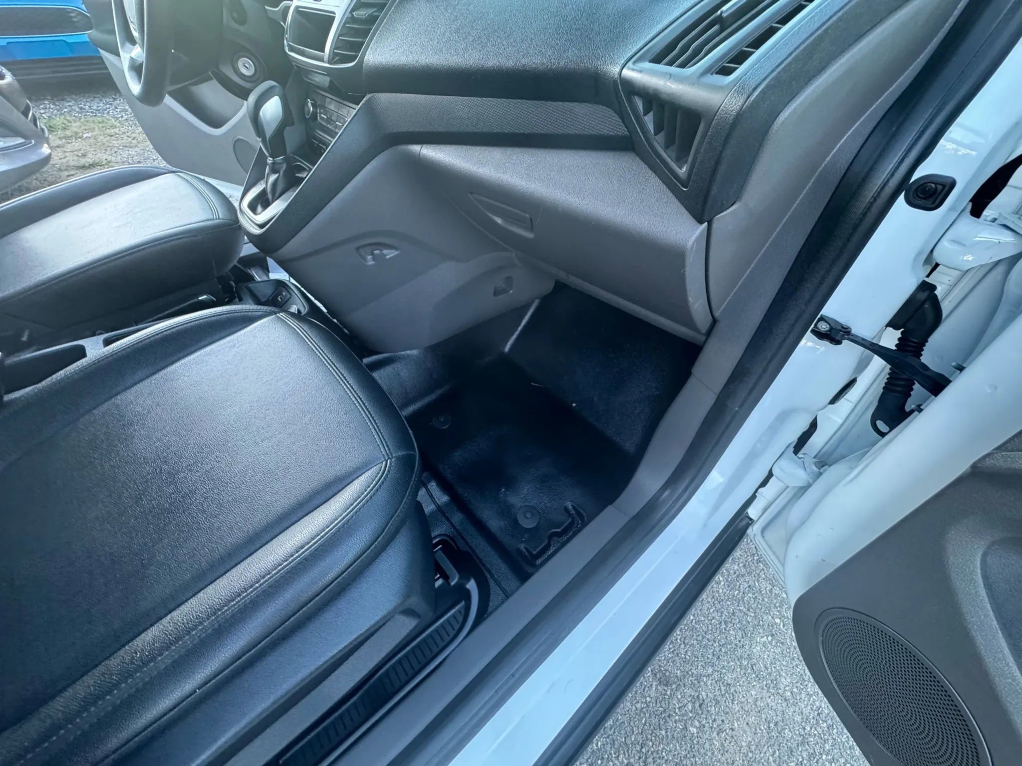 Used 2019 Ford Transit Connect XL FWD image 36