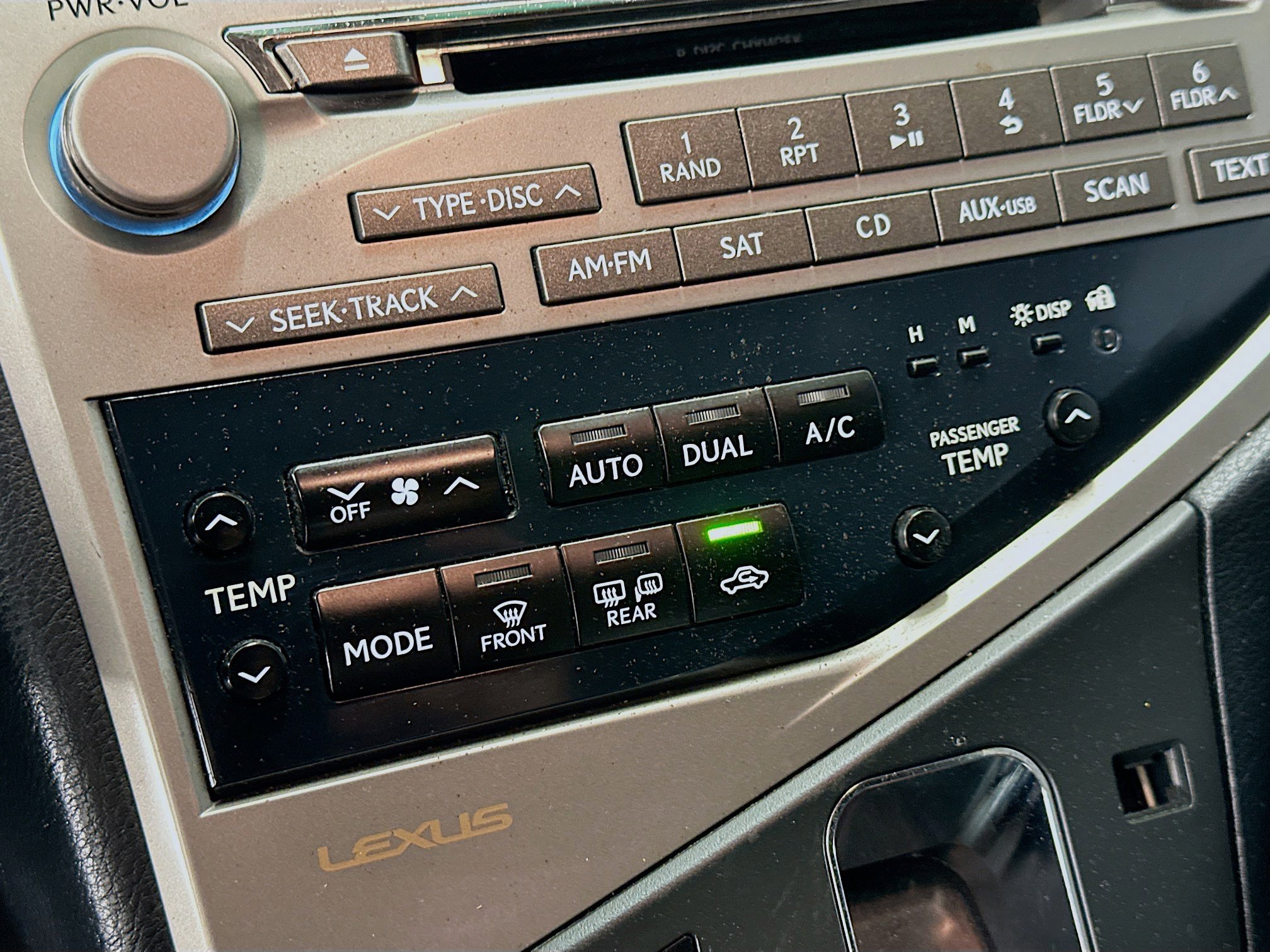 Used 2011 Lexus RX 350 AWD w/ Premium Pkg image 23