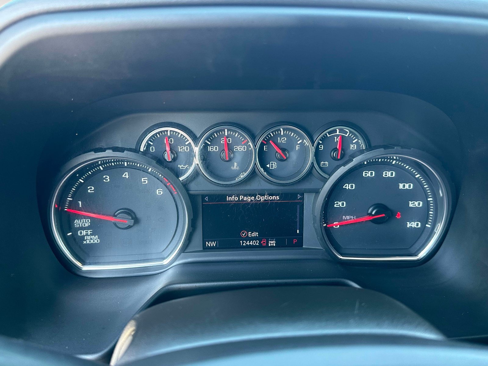 Used 2021 Chevrolet Tahoe LT AWD/4WD image 17