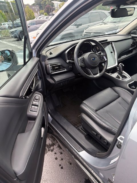 Used 2023 Subaru Outback Limited AWD/4WD image 11