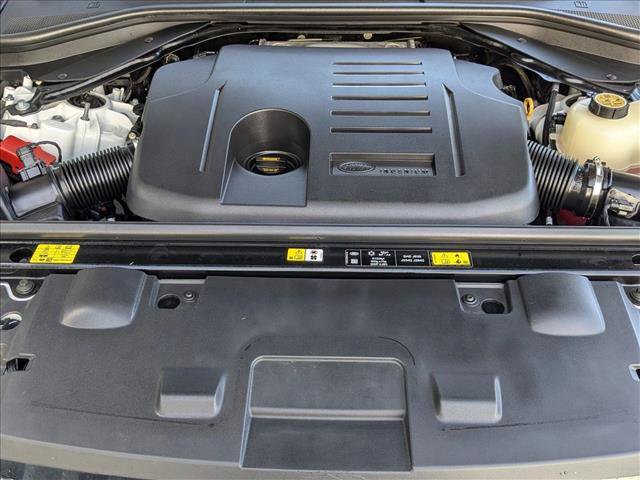 Used 2025 Land Rover Range Rover Sport image 24