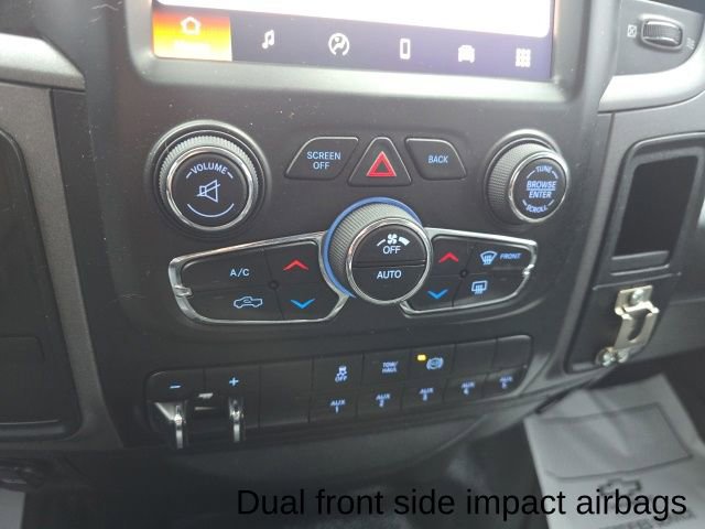 Used 2018 RAM 3500 Tradesman w/ Chrome Appearance Group image 17