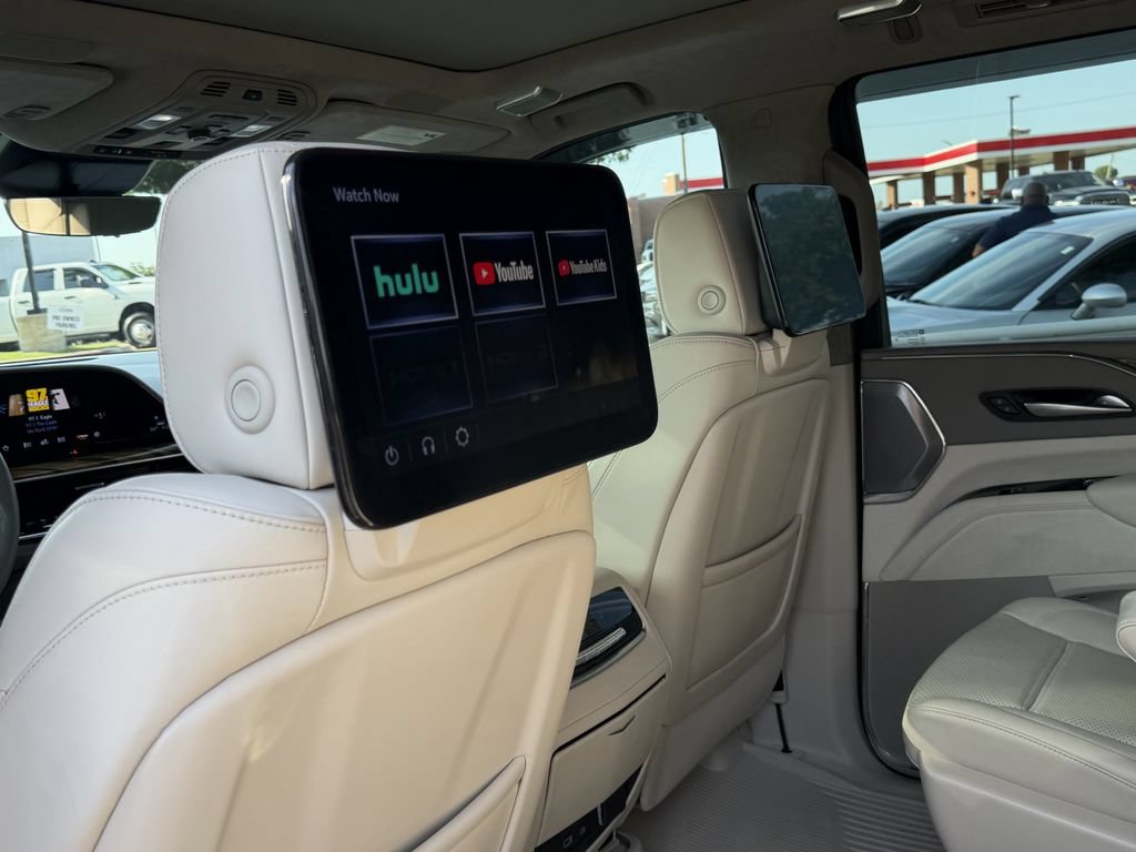 Used 2023 Cadillac Escalade Premium Luxury Platinum RWD image 29