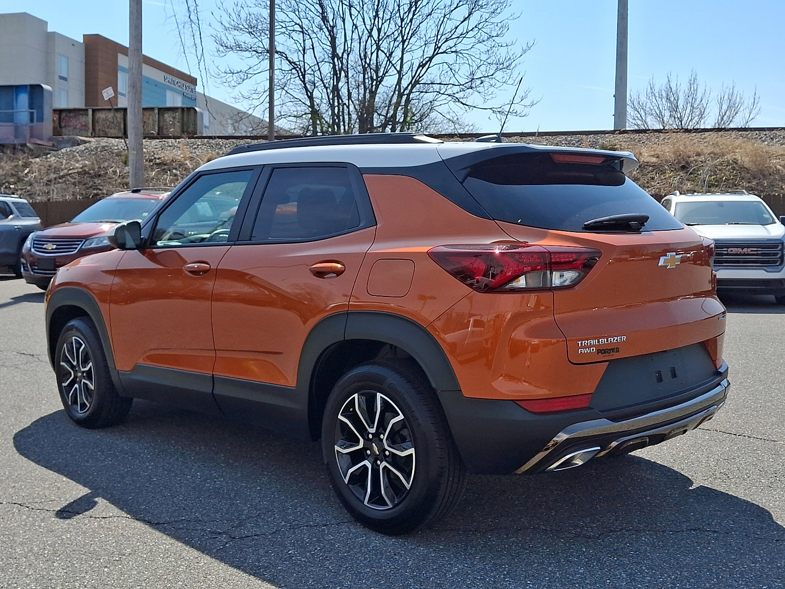 Used 2023 Chevrolet TrailBlazer ACTIV w/ Sun and Liftgate Package image 4