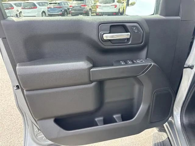 Used 2026 Chevrolet Silverado 1500 Custom AWD/4WD image 8