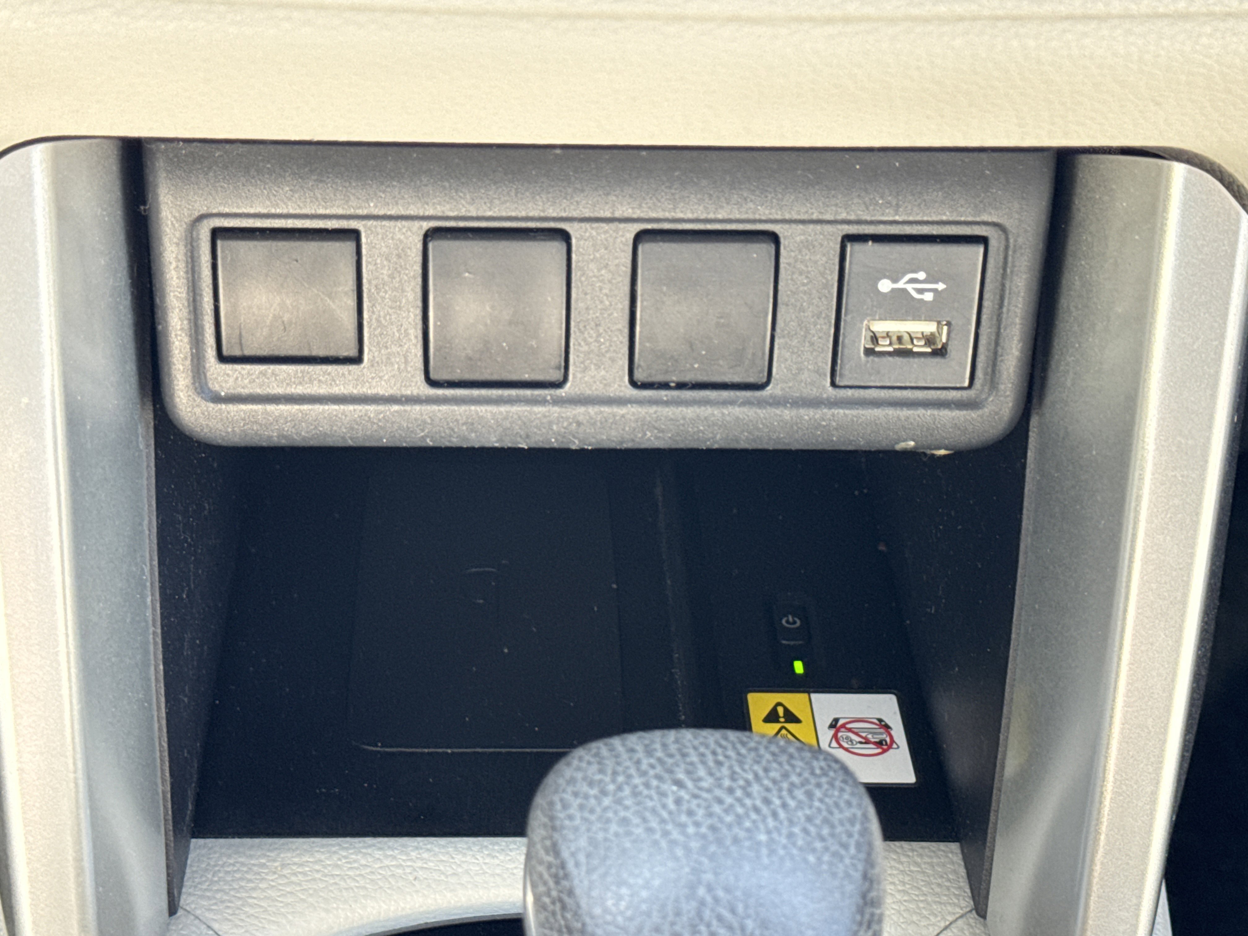 Used 2022 Toyota Corolla Cross LE w/ Moonroof Package image 8