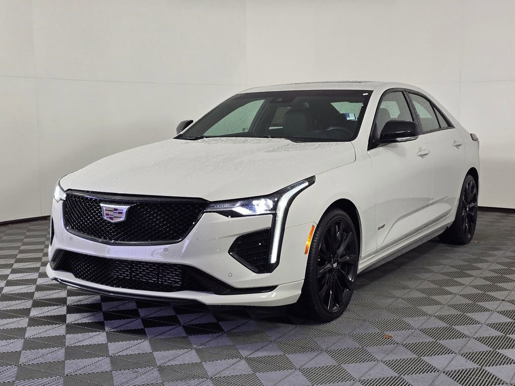 Used 2022 Cadillac CT4 V w/ LPO, ONYX Package image 3
