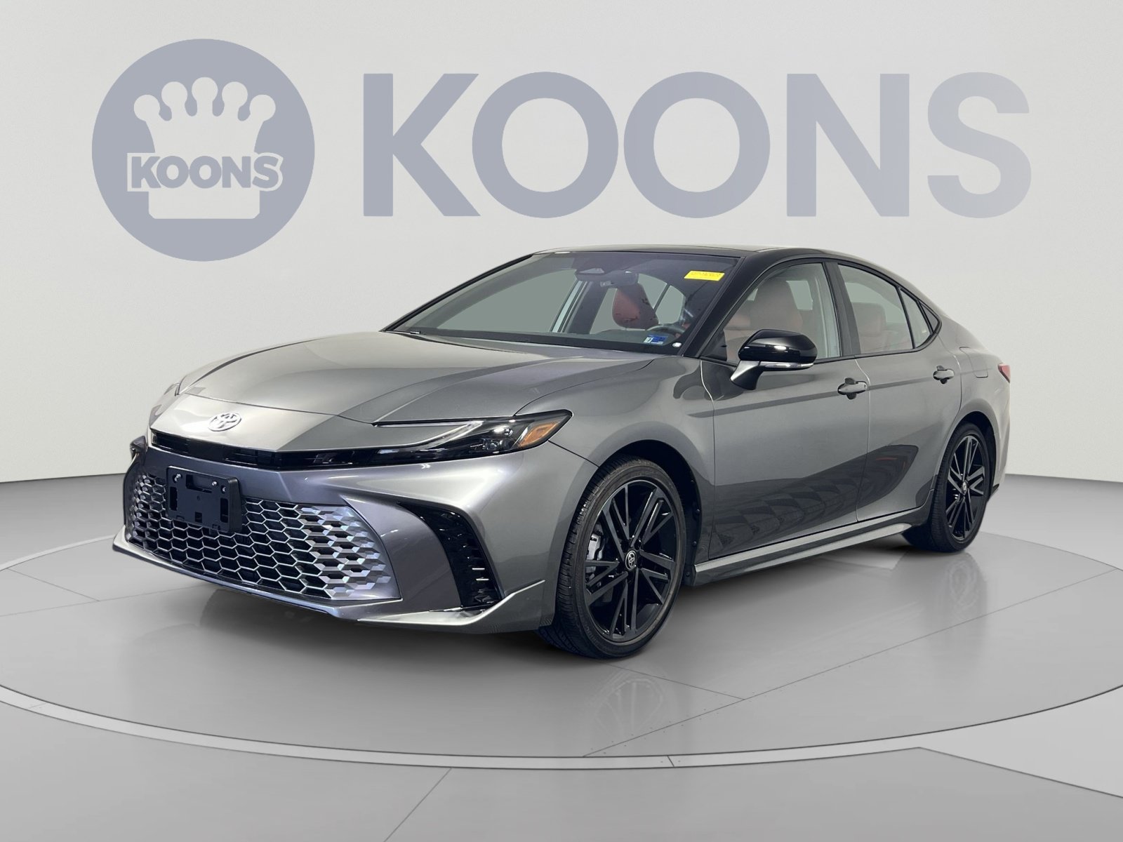 Used 2026 Toyota Camry XSE FWD image 5