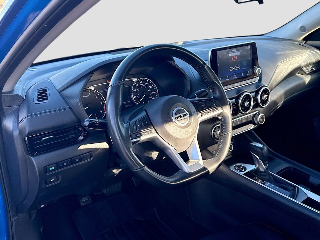 Used 2022 Nissan Sentra SV image 25