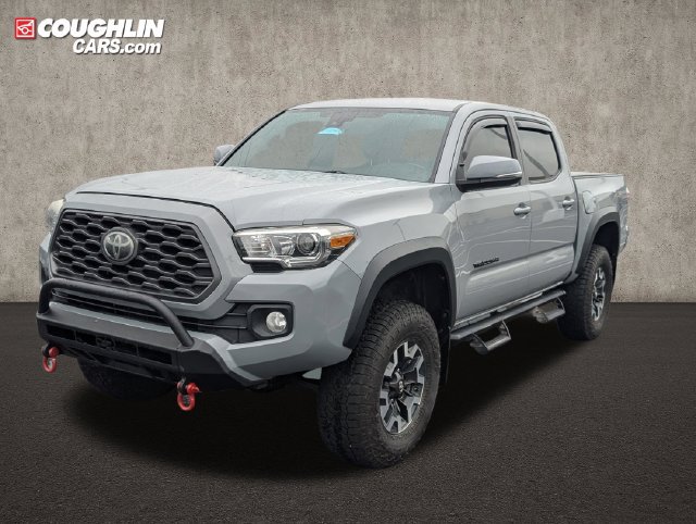 Used 2020 Toyota Tacoma TRD Off-Road AWD/4WD image 3