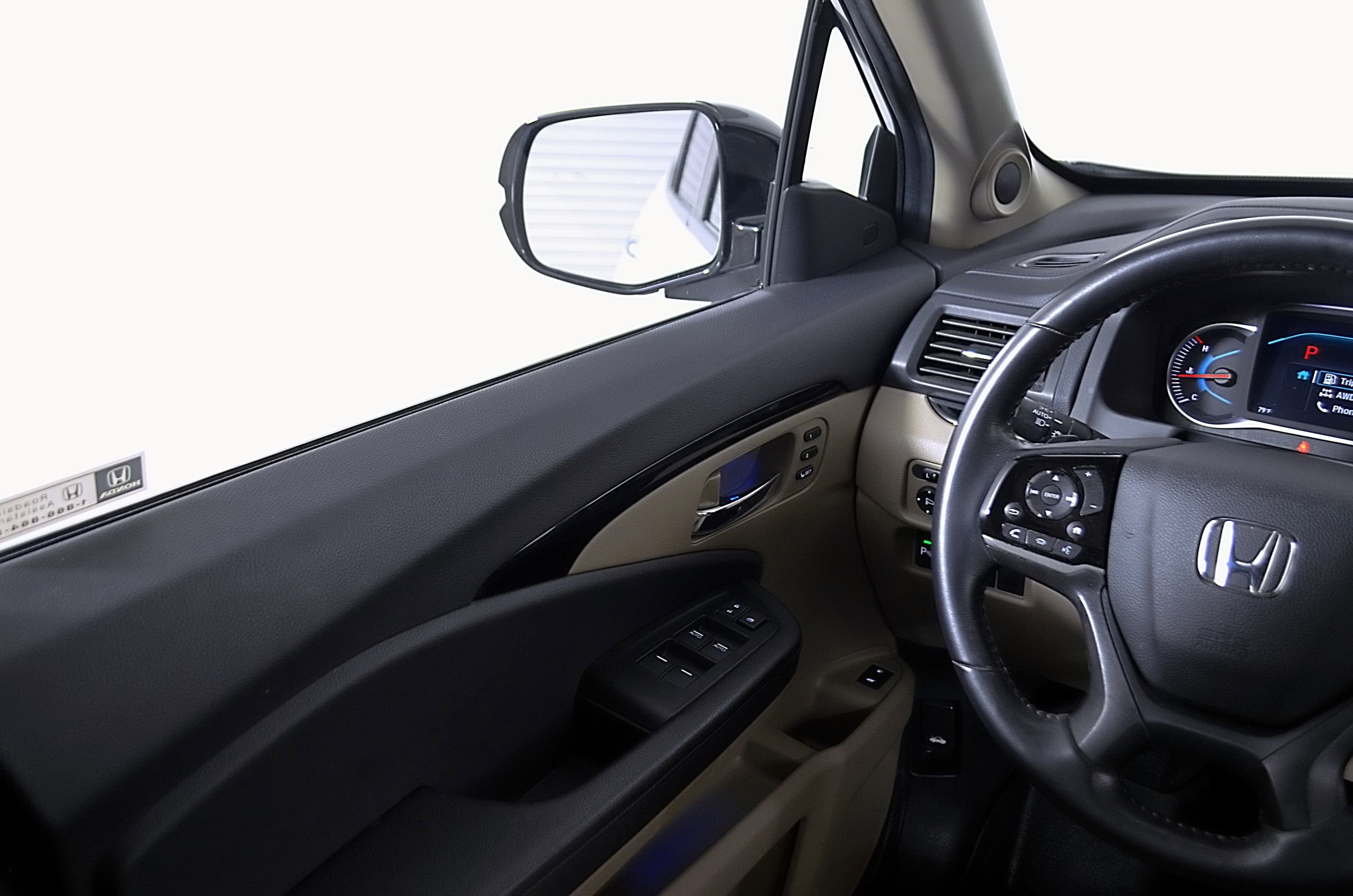 Used 2020 Honda Pilot Touring image 25
