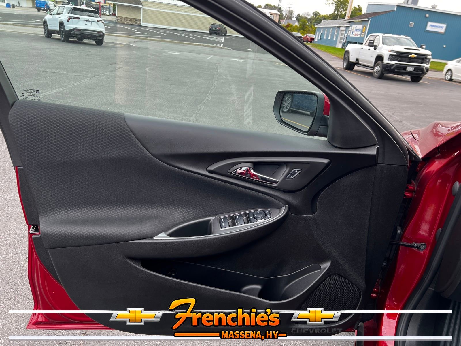 Used 2024 Chevrolet Malibu RS FWD image 9