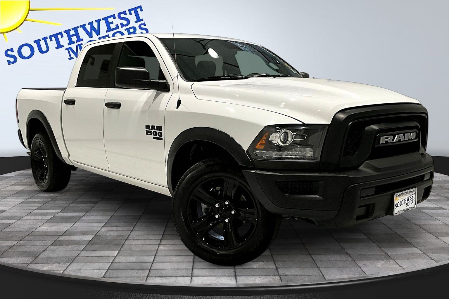 Used 2024 RAM 1500 Classic Warlock AWD/4WD image 3