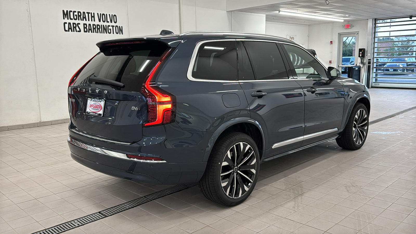 New 2027 Volvo XC90 B6 Plus AWD/4WD image 5