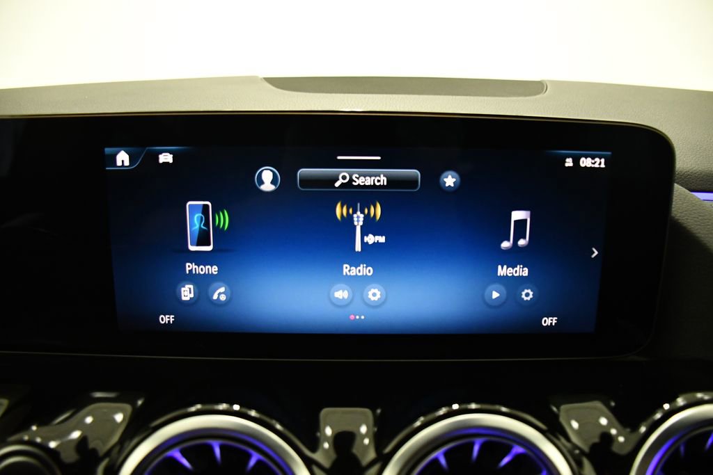 Certified 2025 Mercedes-Benz GLA 250 4MATIC image 13