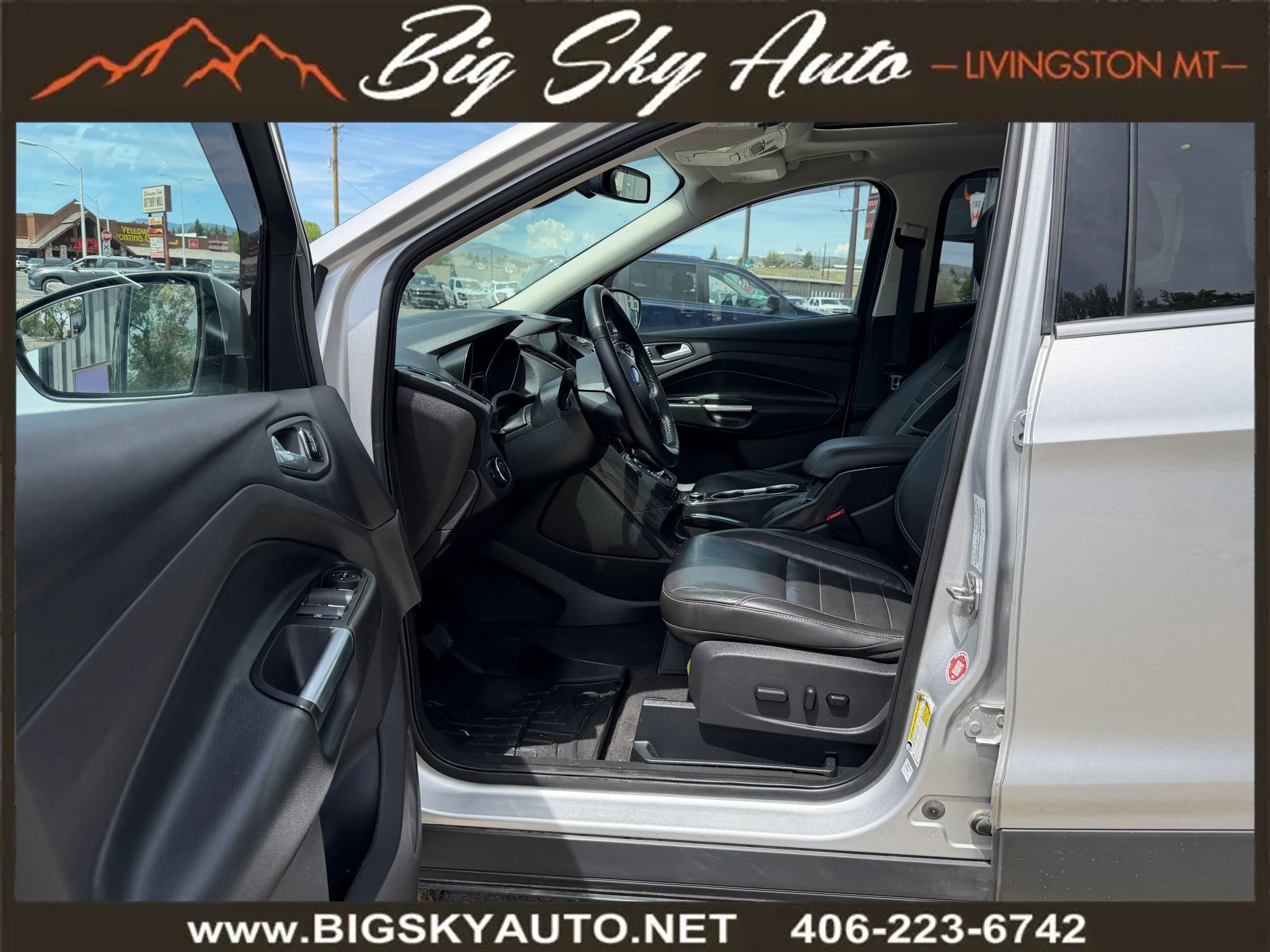 Used 2015 Ford Escape Titanium AWD/4WD image 12