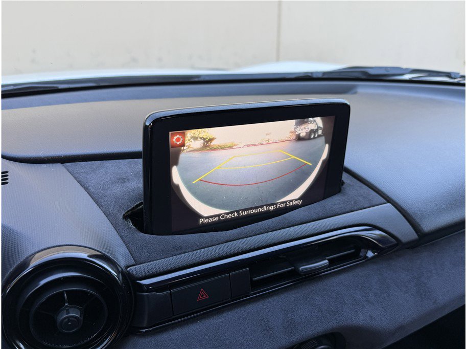 Used 2020 MAZDA MX-5 Miata Sport image 11