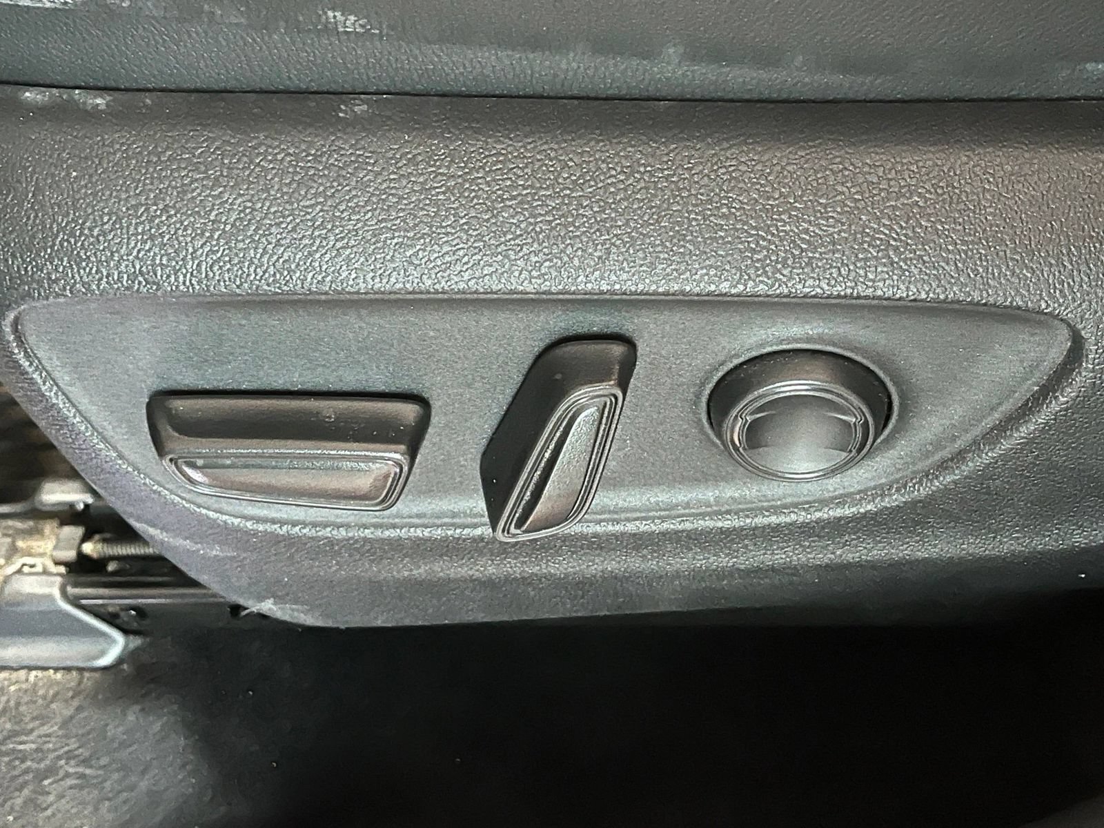 Used 2024 Toyota Grand Highlander AWD Hybrid image 17