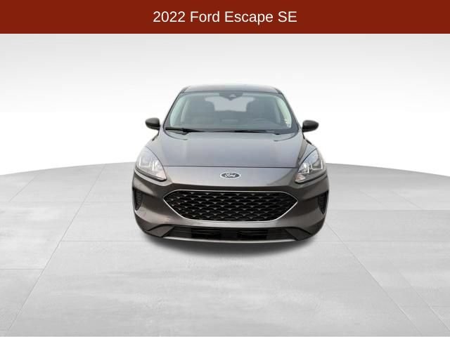 Used 2022 Ford Escape SE w/ Convenience Package FWD image 2