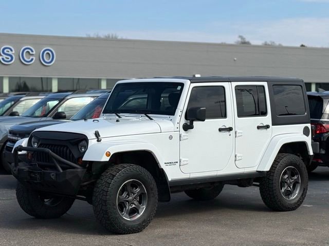 Used 2012 Jeep Wrangler Unlimited Sahara w/ Dual Top Group image 25