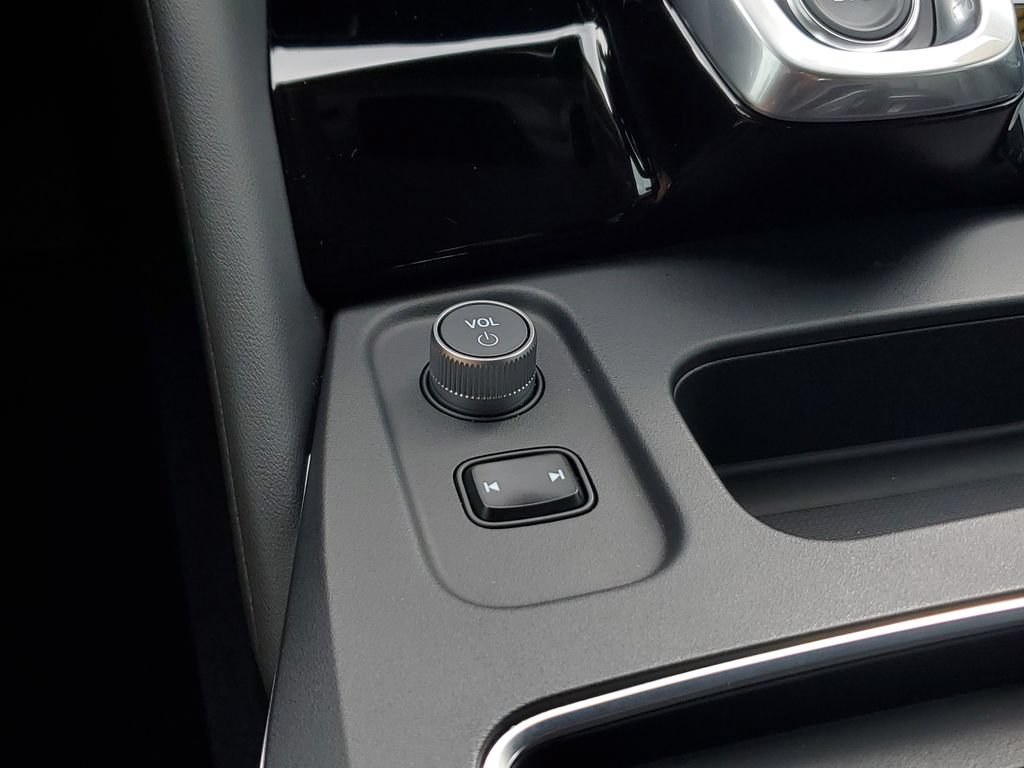 Certified 2026 Acura MDX w/ Technology Package FWD image 28