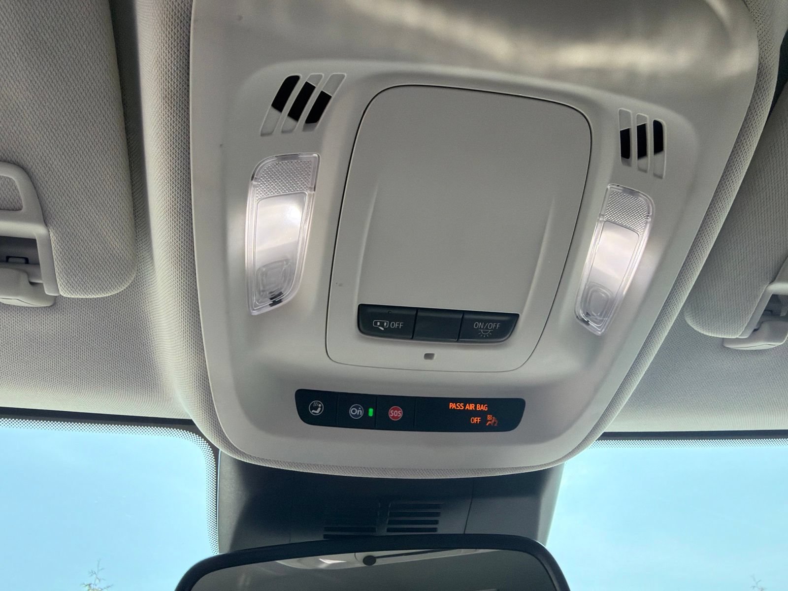 Used 2024 Buick Envision Preferred AWD/4WD image 22