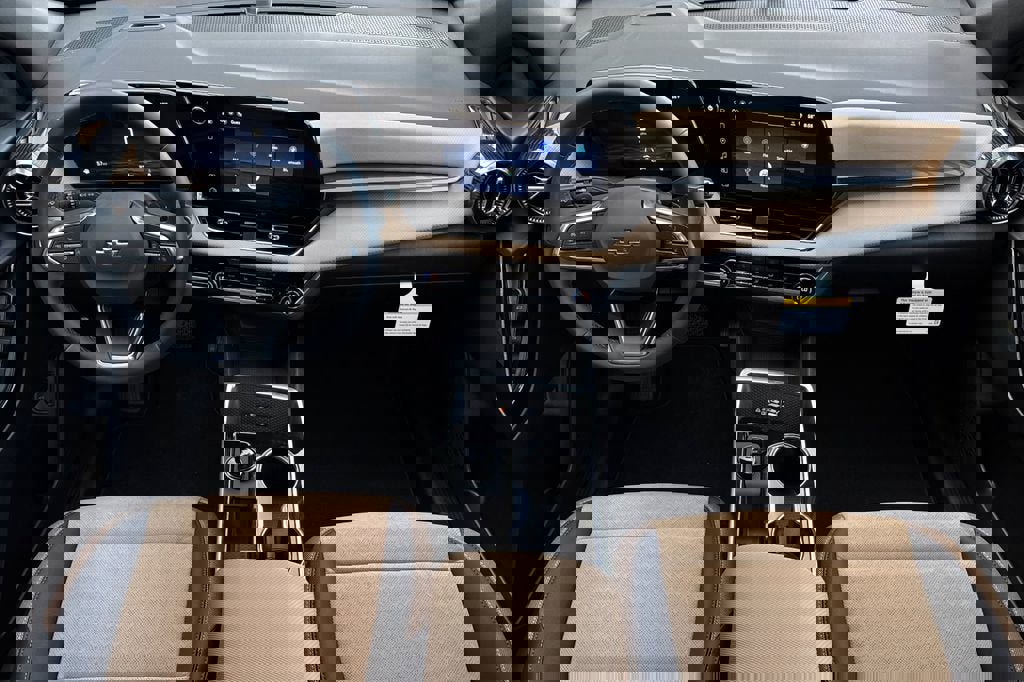 New 2026 Chevrolet Equinox ACTIV image 13