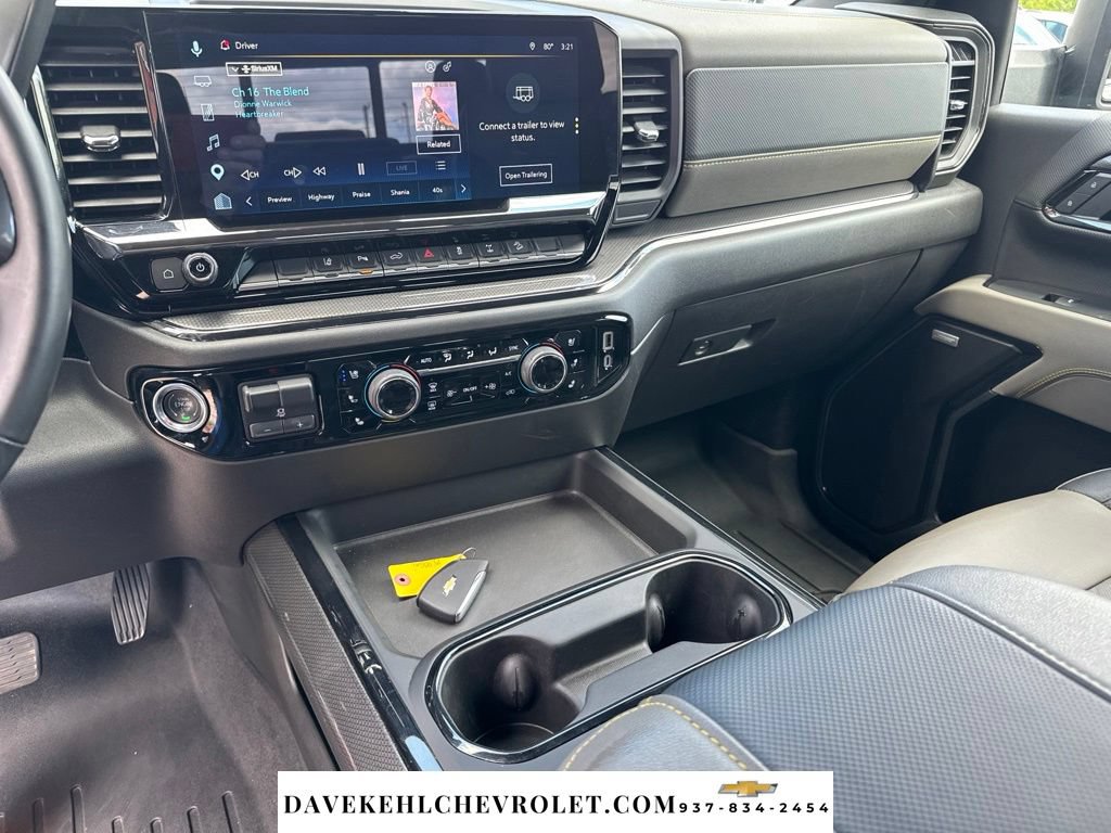 Used 2025 Chevrolet Silverado 2500 ZR2 AWD/4WD image 14