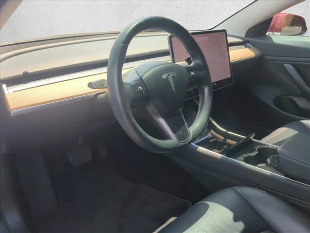 Used 2018 Tesla Model 3 Long Range RWD image 9