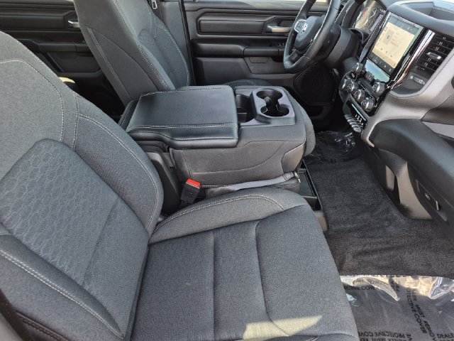 Certified 2026 RAM 1500 Express AWD/4WD image 28