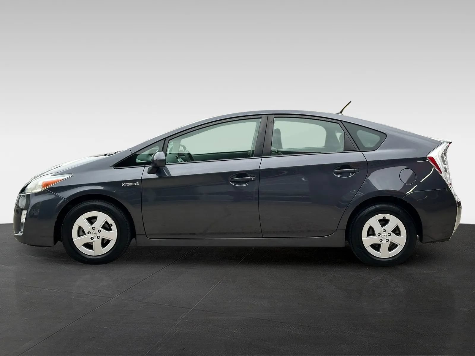 Used 2011 Toyota Prius Two FWD image 3