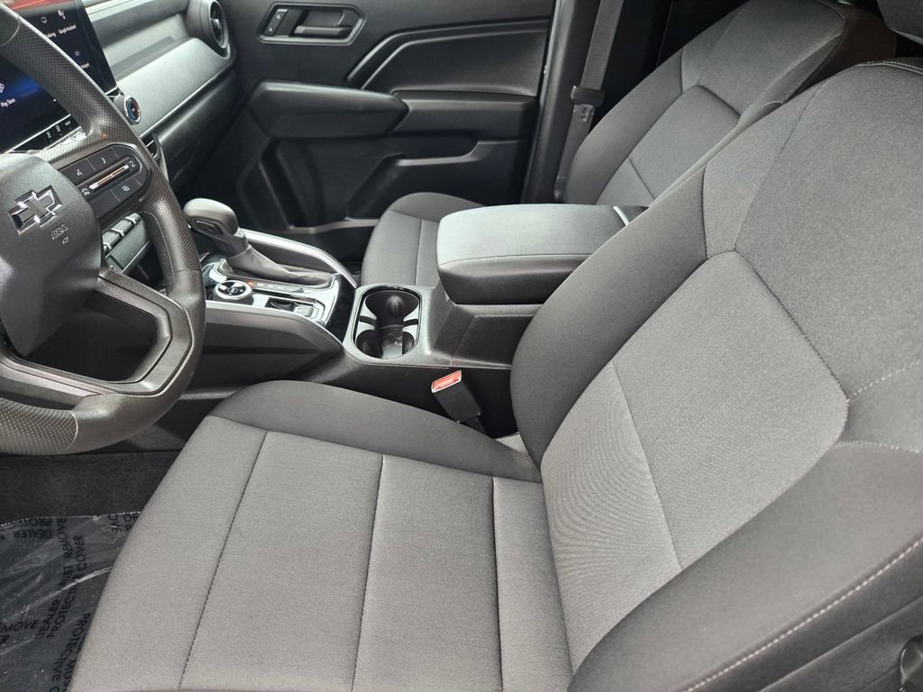 Used 2023 Chevrolet Colorado Trail Boss w/ Technology Package image 10