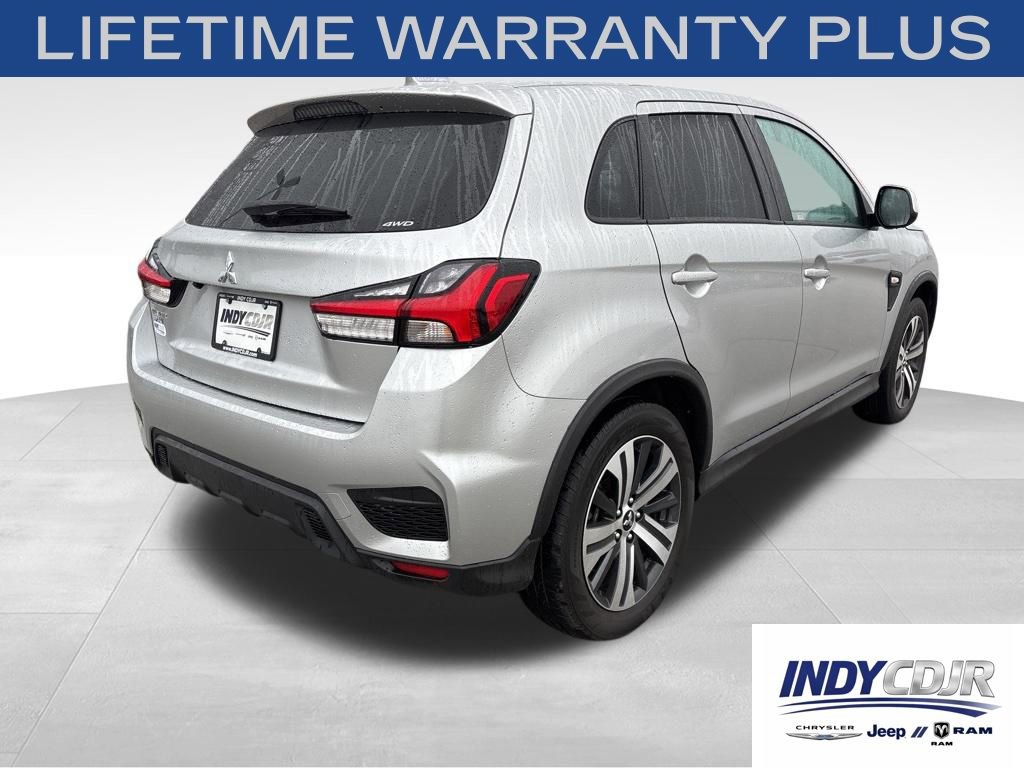 Used 2025 Mitsubishi Outlander Sport LE AWD/4WD image 4