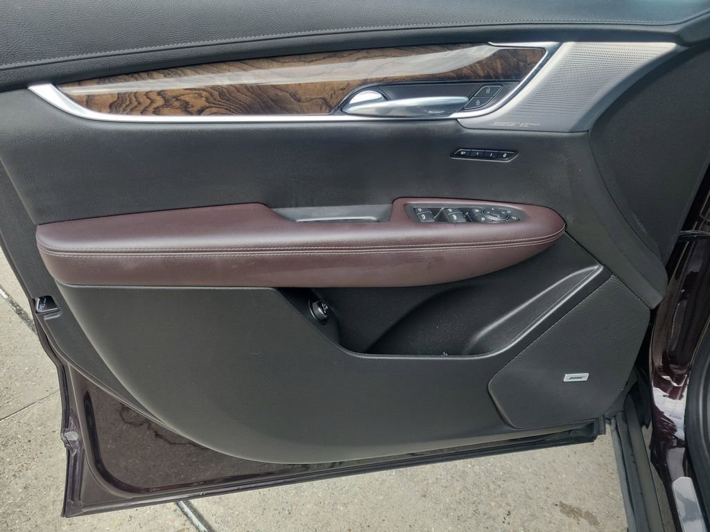 Used 2021 Cadillac XT6 Premium Luxury image 13