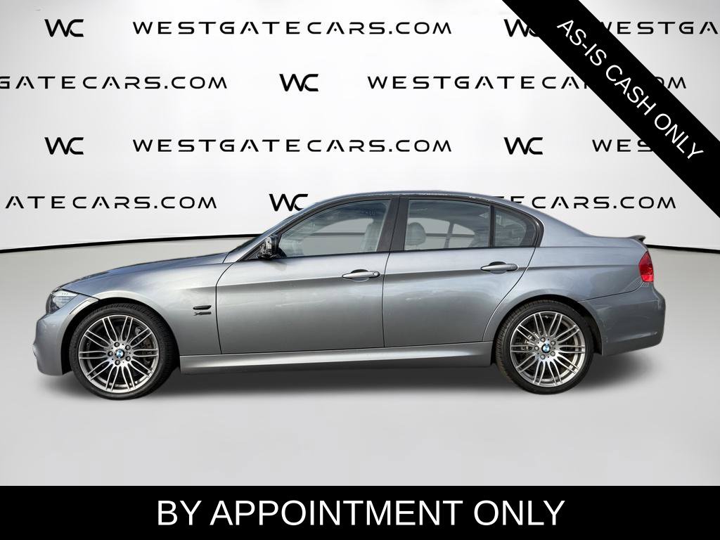 Used 2011 BMW 335i xDrive Sedan AWD/4WD image 2