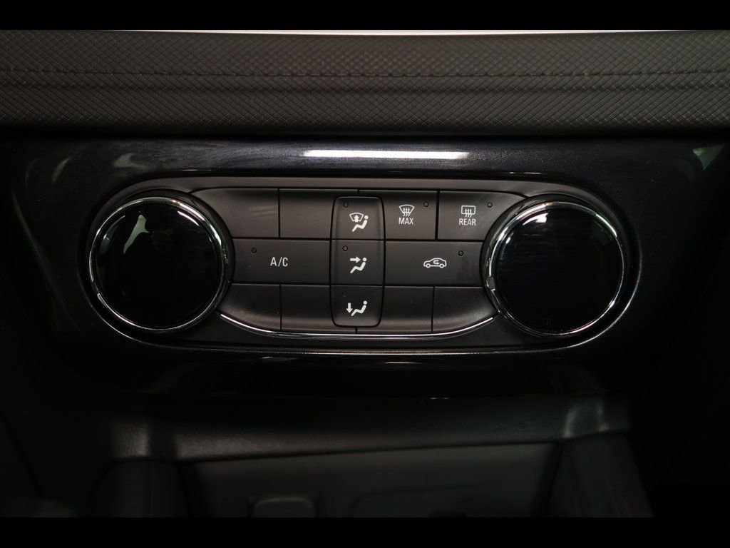 Used 2024 Chevrolet TrailBlazer LT image 25