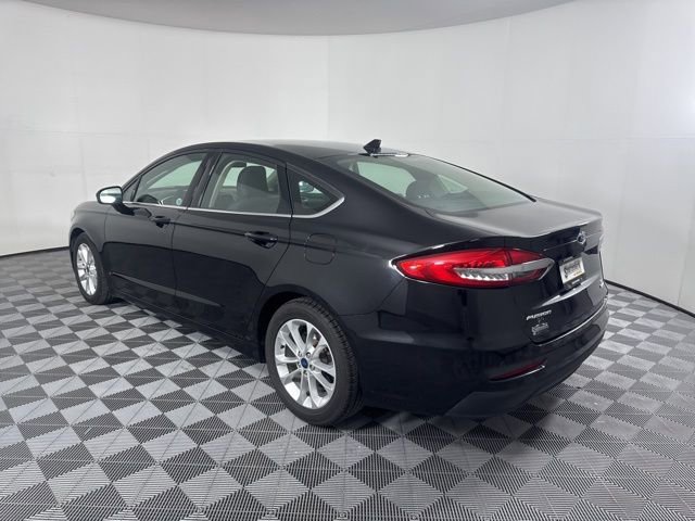 Used 2019 Ford Fusion SE image 5