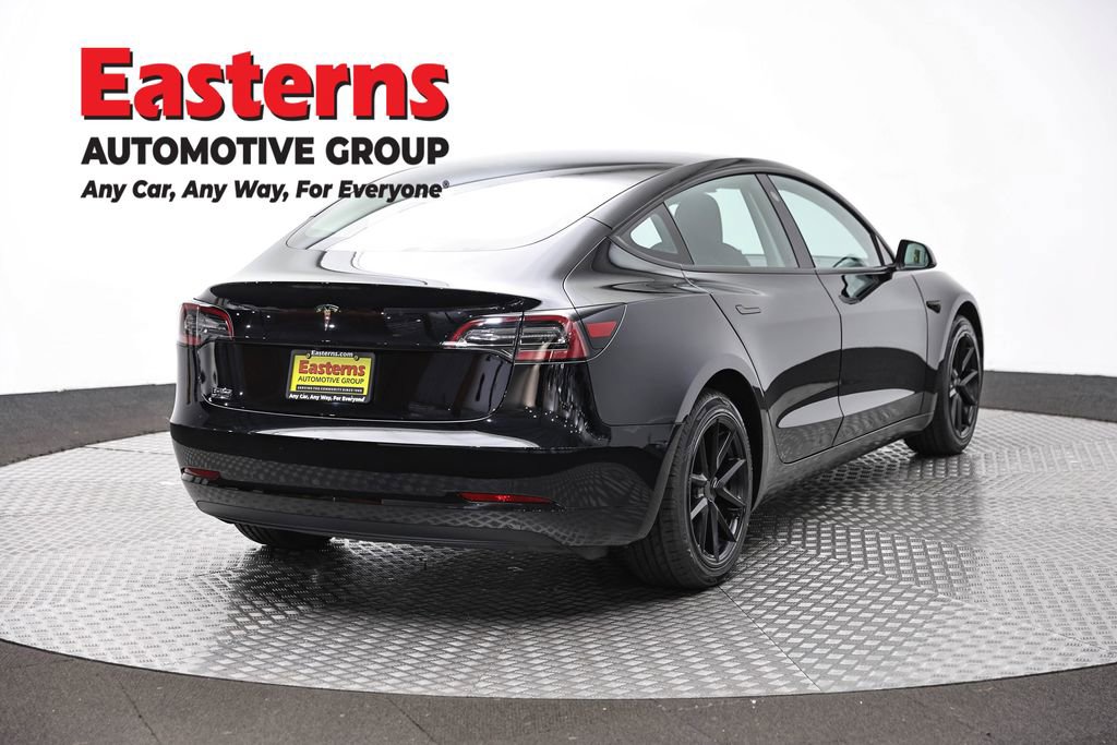 Used 2023 Tesla Model 3 Standard Range RWD image 5