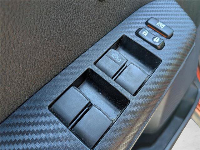 Used 2015 Toyota RAV4 Limited w/ Technology Package FWD image 11
