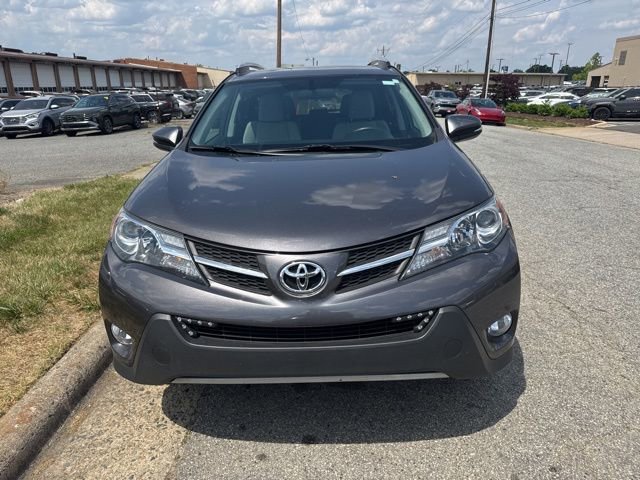 Used 2015 Toyota RAV4 XLE AWD/4WD image 6
