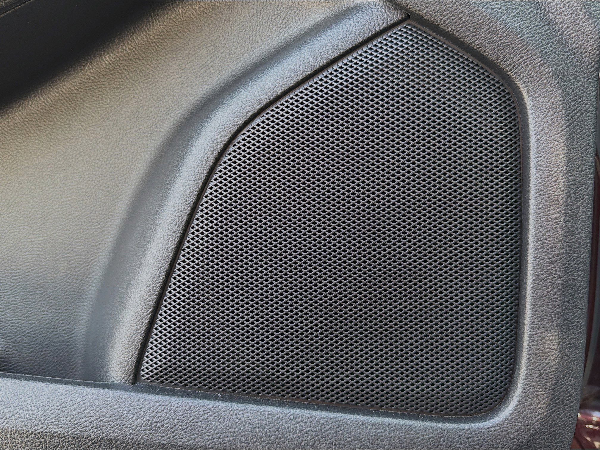 Used 2022 Ford Edge ST-Line image 23