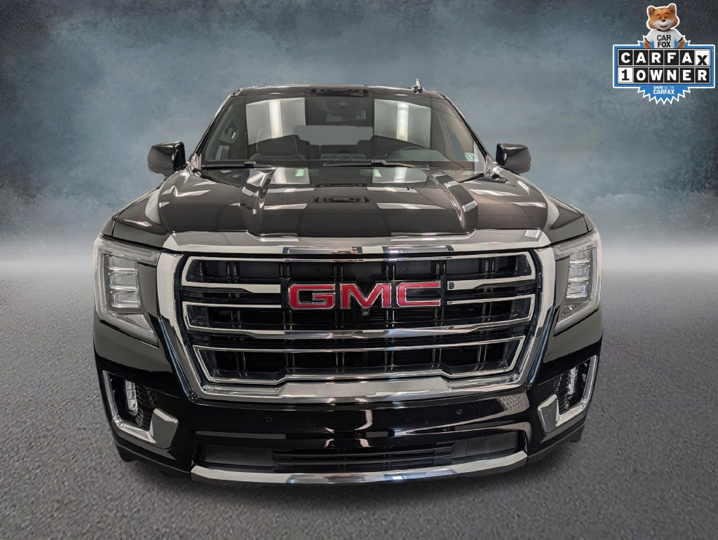 Used 2024 GMC Yukon SLT w/ SLT Premium Package AWD/4WD image 2