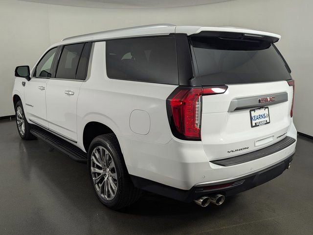Used 2024 GMC Yukon XL Denali image 6