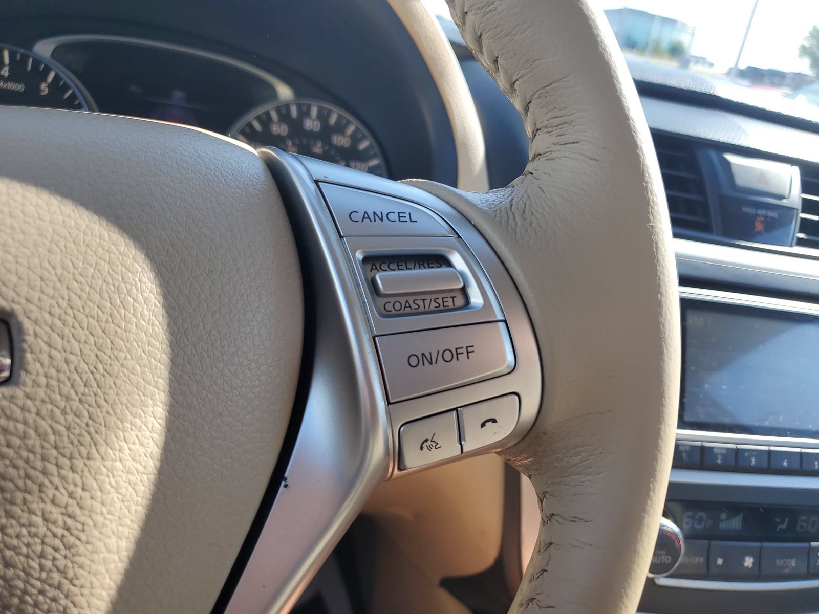 Used 2017 Nissan Altima 2.5 SV FWD image 23